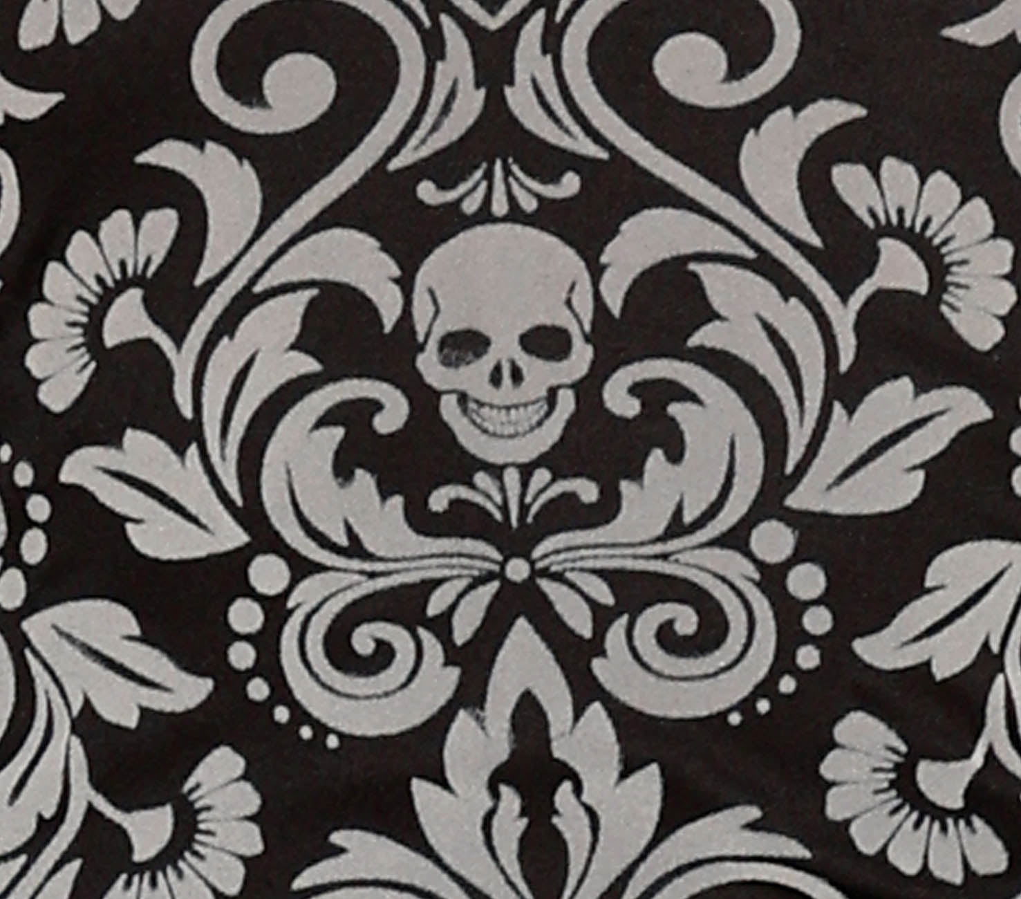BLACK HOODED WITCH 42 – 44 (L)