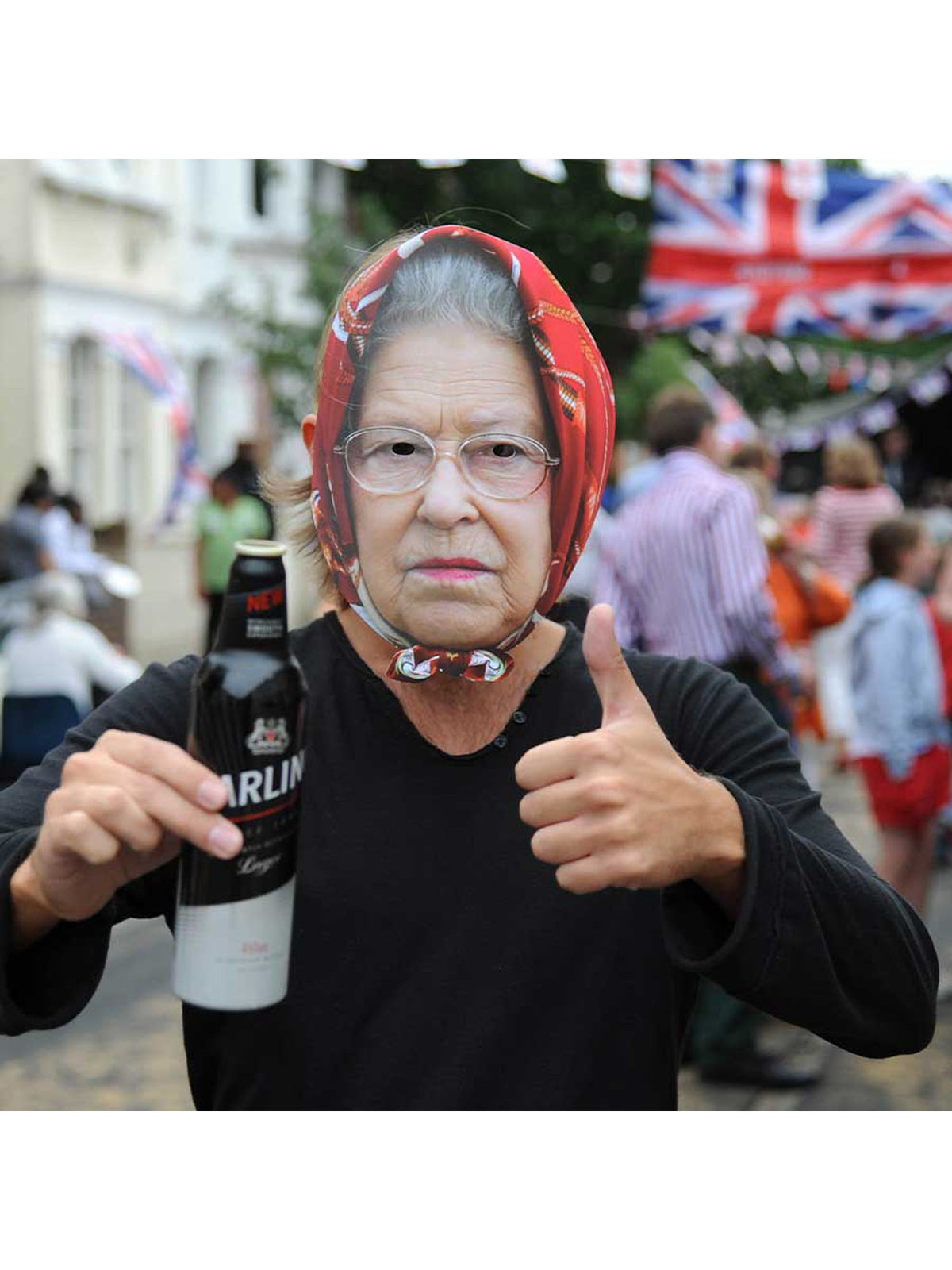 Queen Headscarf Celebrity Face Mask 4